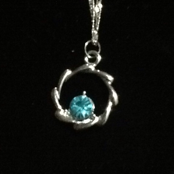 Necklace - Picture 5 of 5